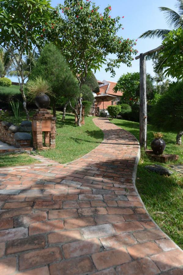 Some Days Of Silence Resort And Spa Ấp Ninh Hòa  Exteriör bild